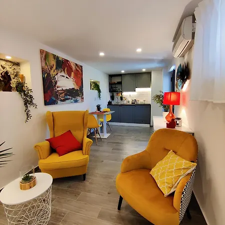 Seaside For Two In Carpe Diem Apartment